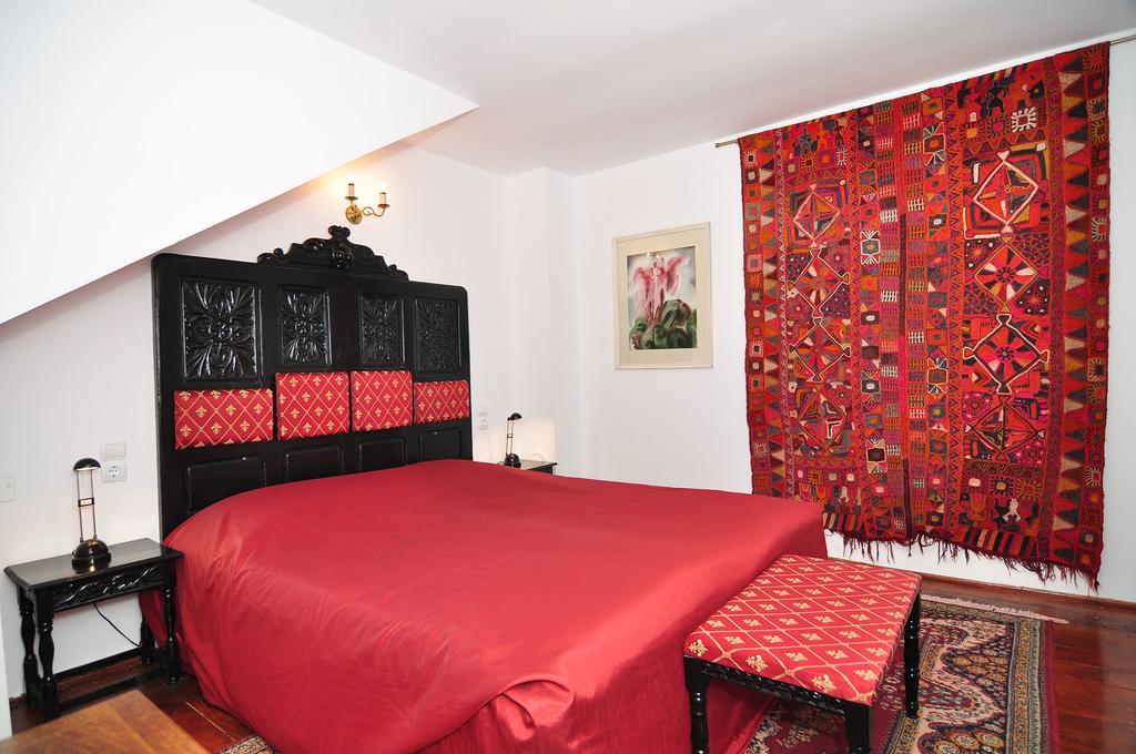 Bed & Breakfast Popamuseum Tarpesti Strada Muzeului Nr 28 Tirpesti ภายนอก รูปภาพ